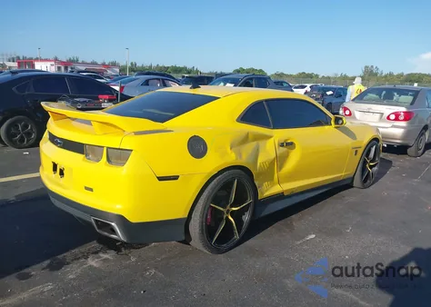 2013 Chevrolet Camaro 2Ls from USA, damaged, VIN 2G1FA1E30D9197949
